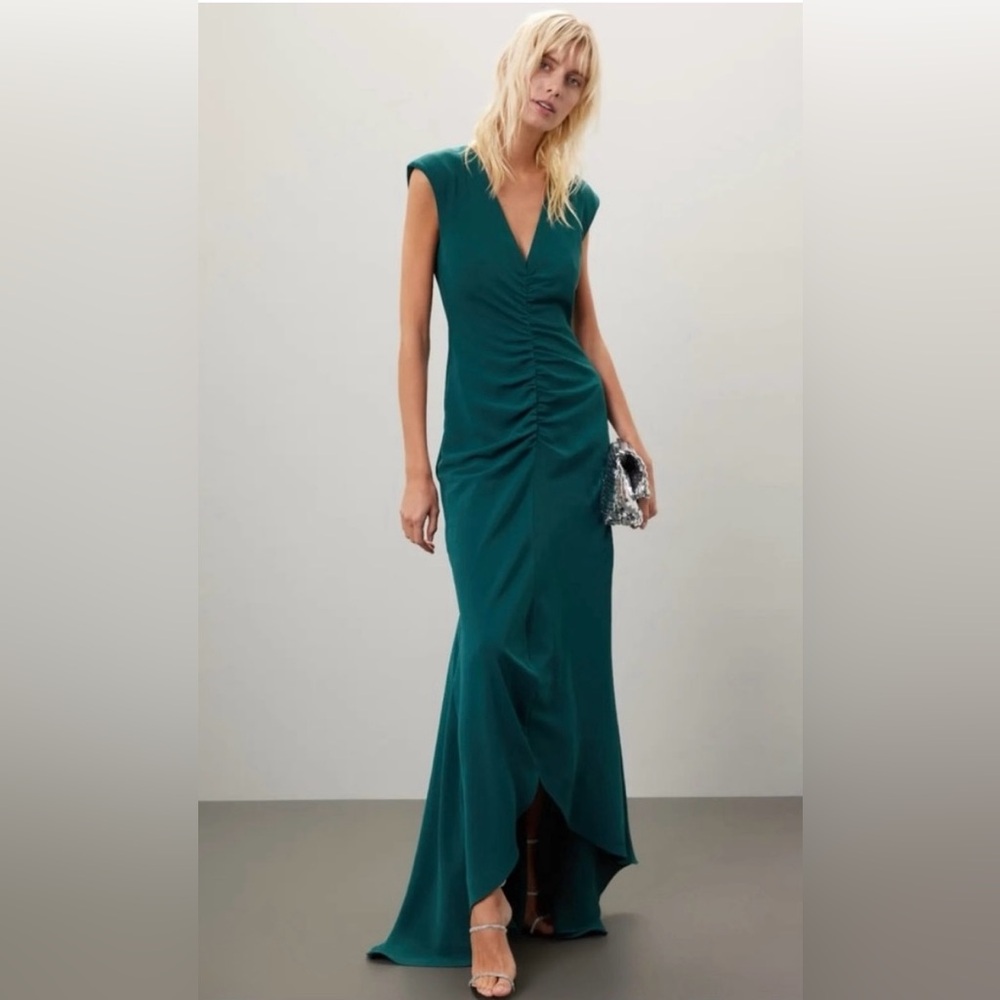NWT Elliatt $273 Marabel High Low Sleeveless Sheath Gown Size Small